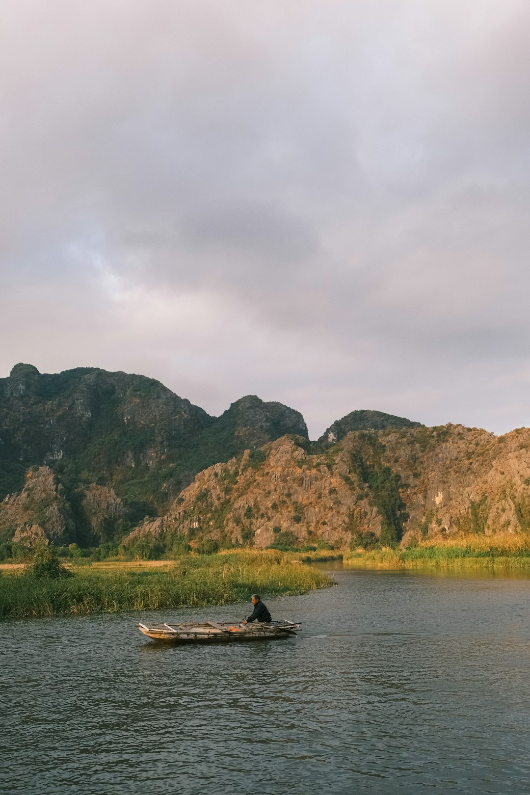 イメージ:4. 家族内でのエンタメ共有の実態