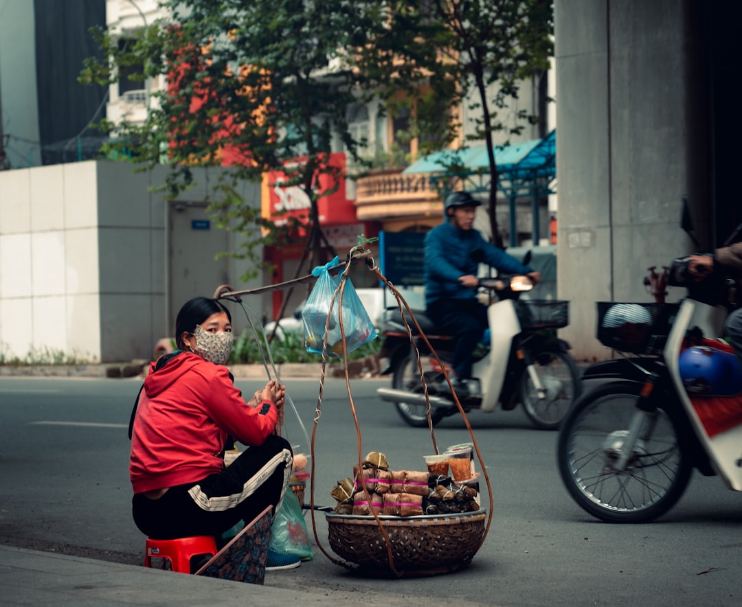 イメージ:2. 笑いのスタイルと文化的背景
