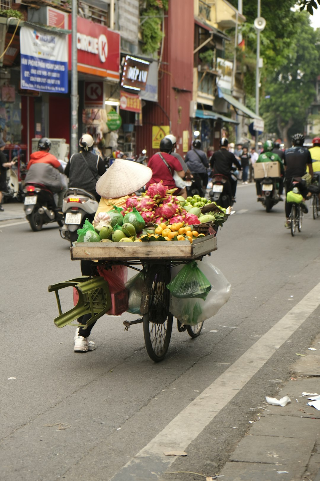 イメージ:2. 移動手段の選び方と交通事情